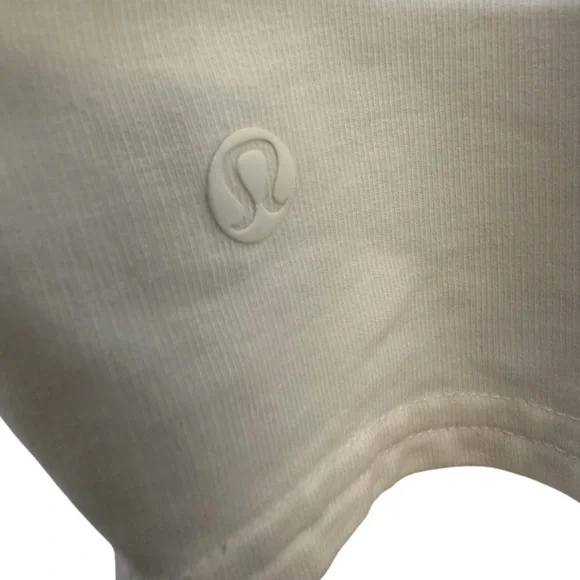 Lululemon | White Cropped Long Sleeve Top | Thumbholes | Size 6 (Est.) - Picture 5 of 5